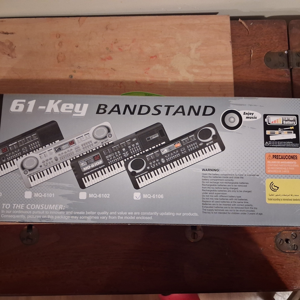 61-Key Electronic Keyboard - Picture 5 of 6